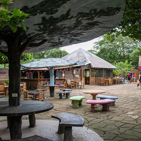 Hotel Cabanas La Teca-2